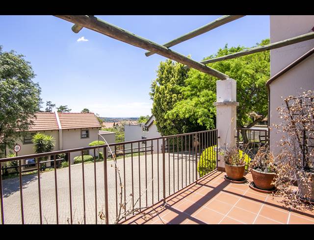 1 BEDROOM DUPLEX TO LET IN ALLEN'S NEK